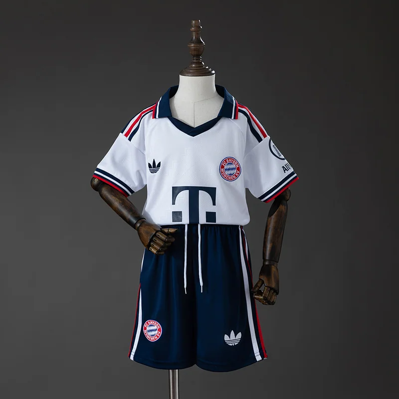 Bayern Munich 2026/27 away Kids, front view