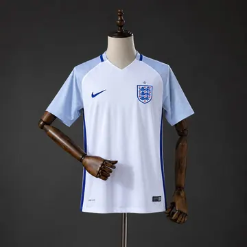 England 2016 home Retro, front view