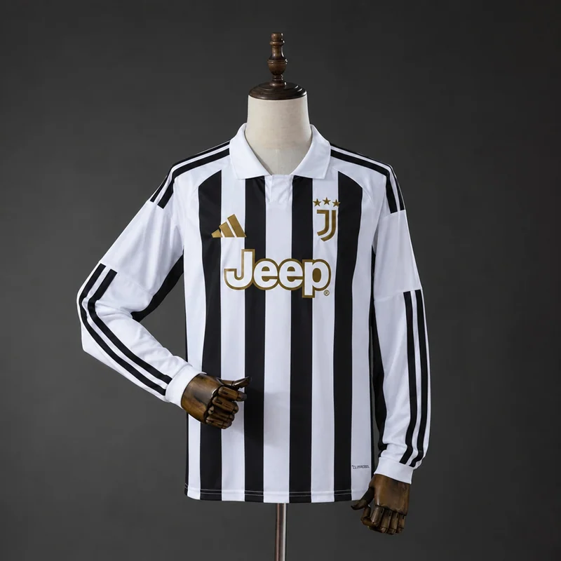 Juventus 2026/27 home Long Sleeve, front view