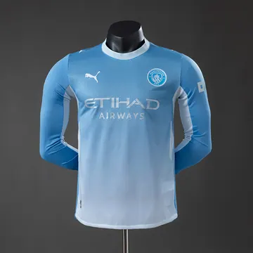 Manchester City 2026/27 home Player Version / Long Sleeve, front view