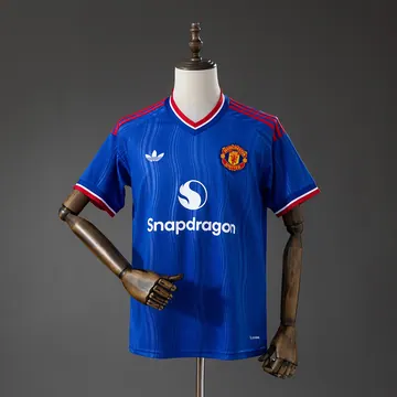 Manchester United 2026/27 away jersey reference, front view