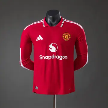 Manchester United 2026/27 home Player Version / Long Sleeve, front view