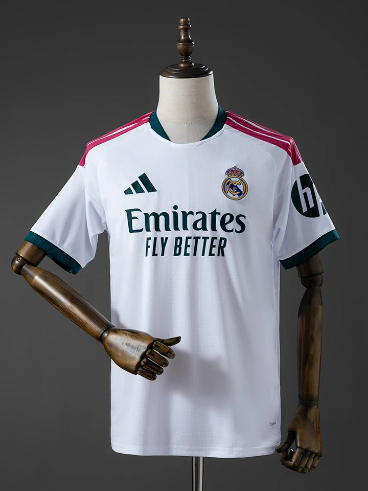 Real Madrid Home Player Version football jersey, real product photo